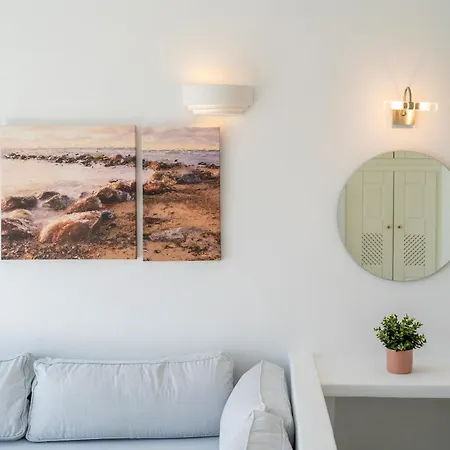 Enalion White Oia (Santorini)
